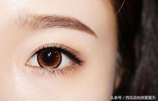 素颜妆化妆的正确步骤教程,素颜妆的步骤初学者如何化淡妆