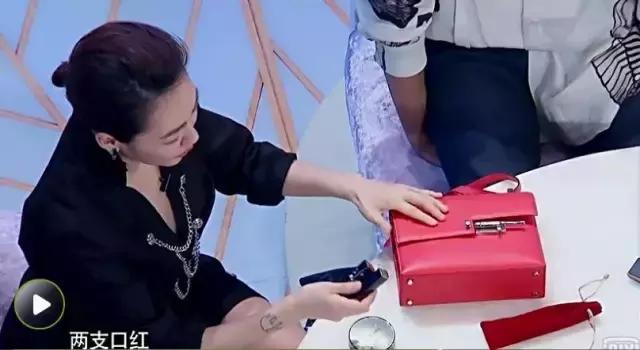 迪丽热巴高圆圆同款双肩包 (迪丽热巴高圆圆同款双肩包哪里买)