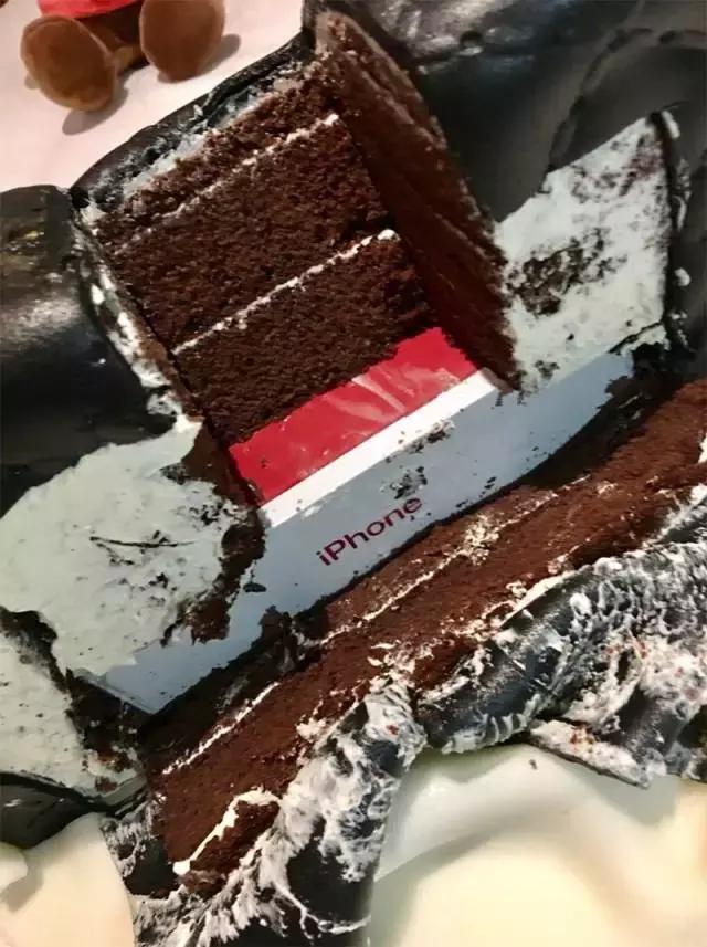 收到老公的礼物我哭了,老公第一次给我买的礼物