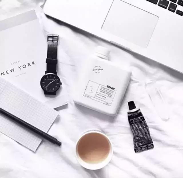 不搞块够屌的表，小姐姐怎么会跟你跑？！