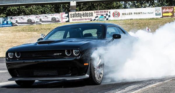 道奇chargersrtdemon2018款,17年道奇酷威多少钱