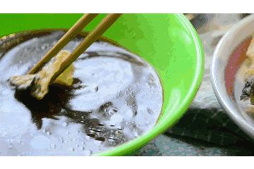 火遍全香港的车仔面终于登陆北京,连嘻哈侠第一站都要来这里!