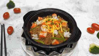 连送3日奶茶！吃饭要先买船票？这家港味餐厅竟然承包了整个码头