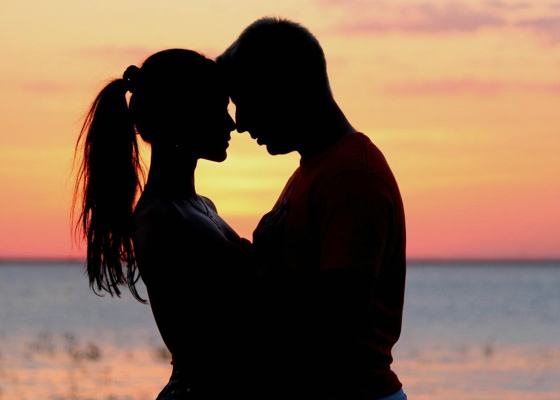 老婆给我戴绿帽子,但是我很爱她,我还能怎么办?