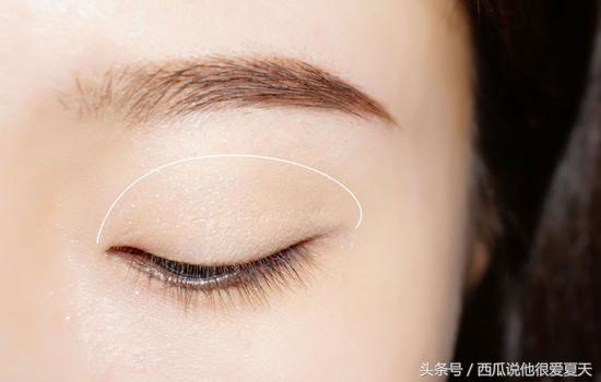 素颜妆化妆的正确步骤教程,素颜妆的步骤初学者如何化淡妆