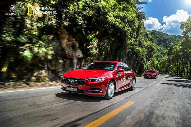 如丝般顺滑的驾驶感受,别克君威28t尊贵版试驾