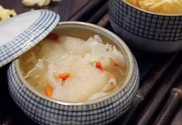 夏未央秋渐凉处暑,处暑夏未央秋意渐浓天渐凉