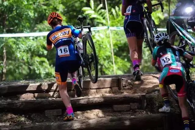 暑假余额不足带娃回家看看,暑假余额不足1天