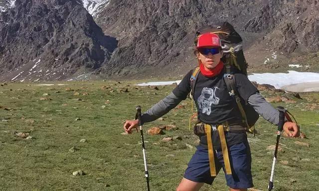 维族少年曾被当成小偷，用青春记录极限经历和令人愉悦的濒死体验