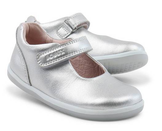 宝宝学步鞋怎么选这六点是关键,教你3步挑选宝宝学步鞋