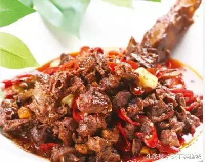 江西正宗鸭做法,活鸭的正宗熬制方法