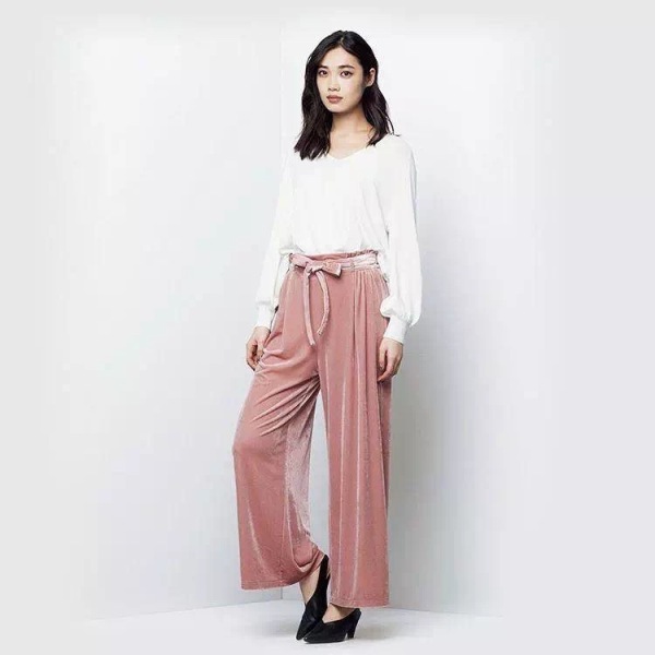 淘宝上比专柜便宜的衣服是正品吗,淘宝上比批发市场便宜的东西