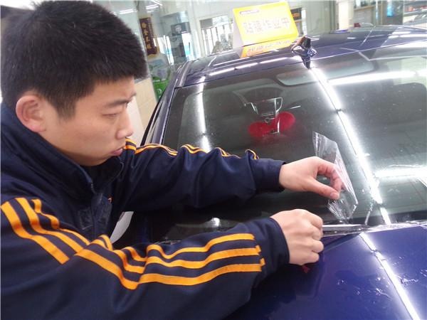 汽车的漆面用什么方法保护最好,汽车漆面保护哪种最实用