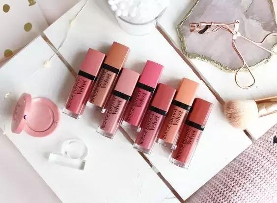 迪丽热巴高圆圆同款双肩包 (迪丽热巴高圆圆同款双肩包哪里买)