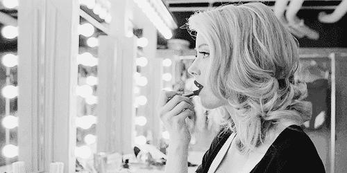 100块钱买全套化妆品,在哪里买化妆品又便宜又好