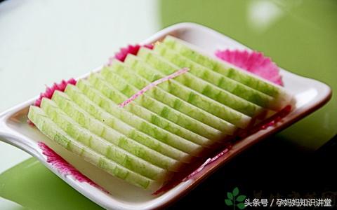 利于胎儿健康发育的8种食物,孕妇四个多月吃什么食物对胎儿好