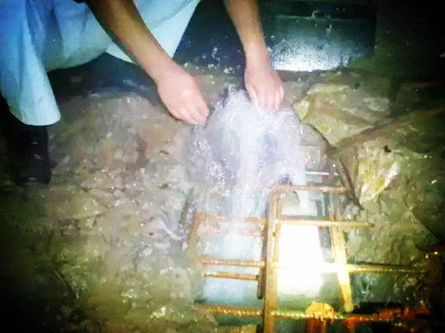 郑州地下室漏水免砸砖防水补漏,地下室防水补漏施工视频