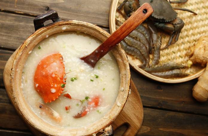 你这么懂事,一定很少有人心疼你吧?这些粥面馆,治愈你的辛酸