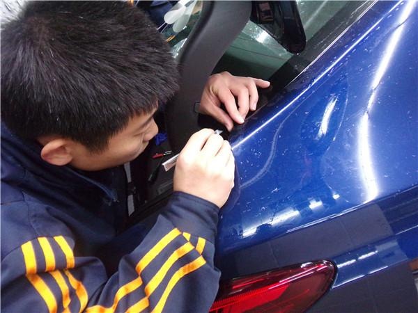 汽车的漆面用什么方法保护最好,汽车漆面保护哪种最实用