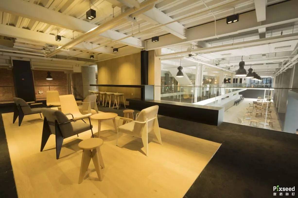 游戏or网购谁更烧钱?网购女透支10万,男友欲自杀!