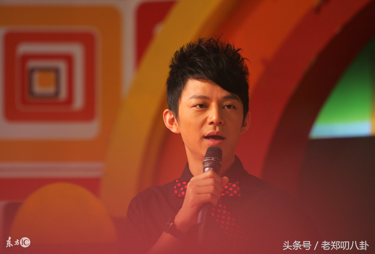 郭敬明和杨幂身高对比,郭敬明和杨幂身高差