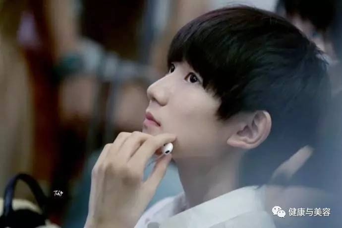 这些男神的手美得让女人都惭愧，女人的第二张脸需要这样养护！