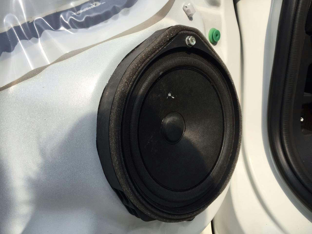 简单锋范改装,本田锋范汽车音响改装