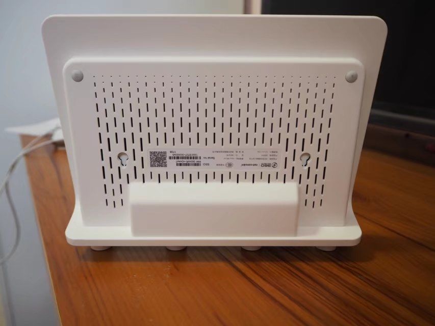 360安全路由器p4和v6,360安全路由2千兆尊享版