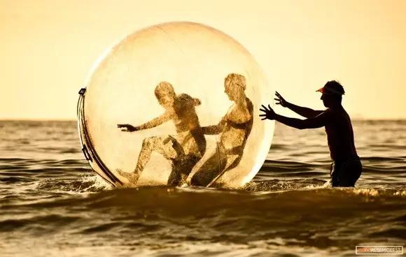 使用光影魔术手增加相片像素,使用光影魔术手改变照片底色