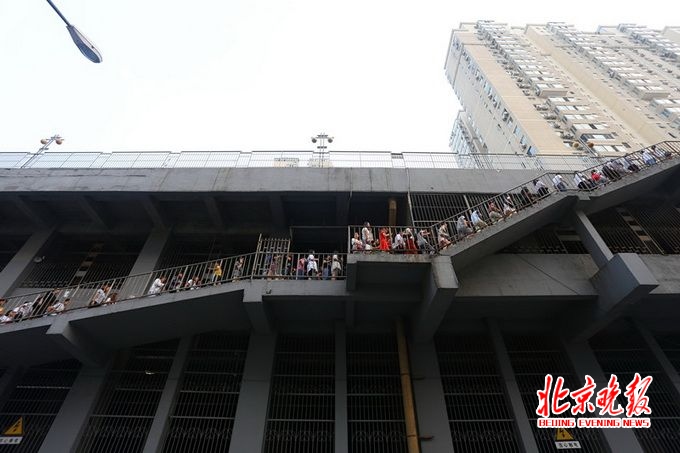 地铁四惠东贯通,地铁四惠东站进站