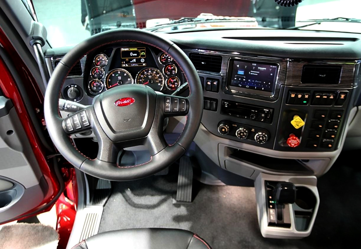 美式长头卡车怎么有两个挡杆,美国卡车是两个挡如何操作