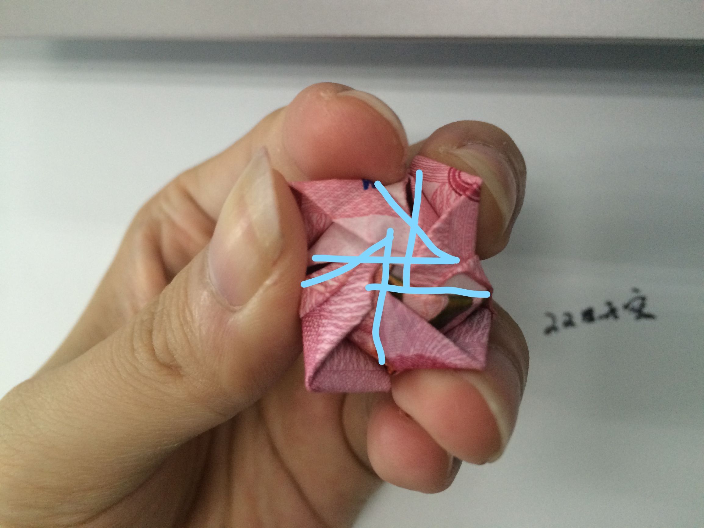 七夕折玫瑰花教程简单一大朵,七夕节玫瑰花折法8厘米纸