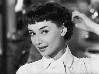 奥黛丽赫本的时代以什么为美,奥黛丽赫本优雅永不过时视频