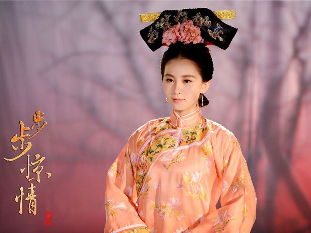 刘诗诗的旗袍照在故宫展览，最美的清宫旗袍照究竟花落谁家？