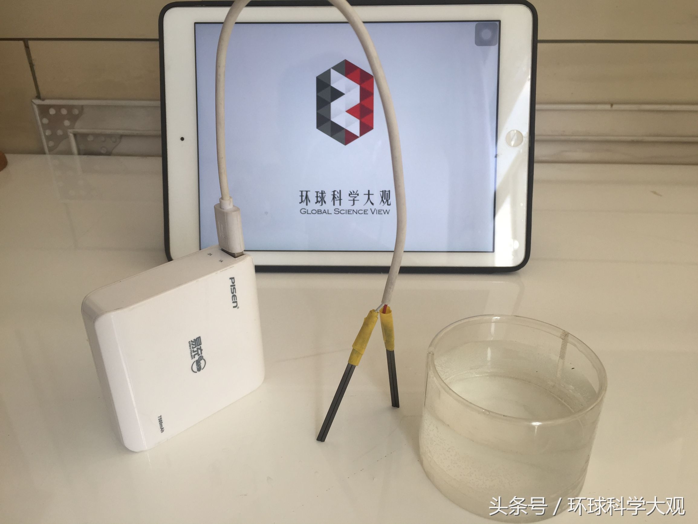 如何用电解水制取氧气,如何利用电解水产生氢气