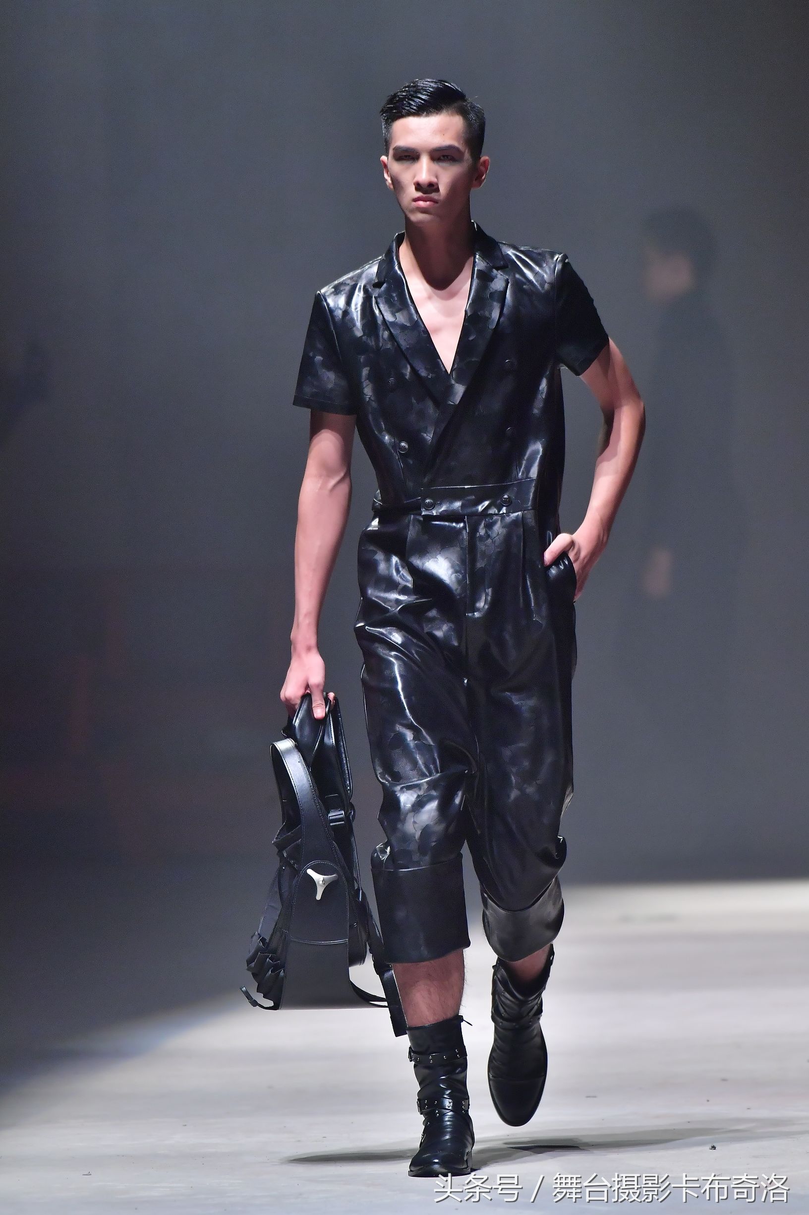 pinli品立男装换季,品立pinli男装皮衣