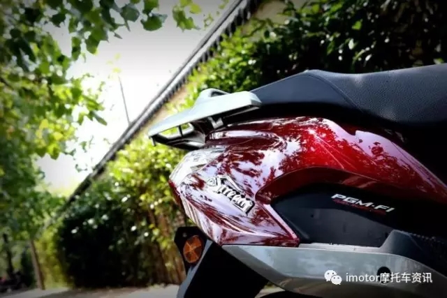 五羊本田迅鲨深度评测,迅鲨125御鲨125如何选