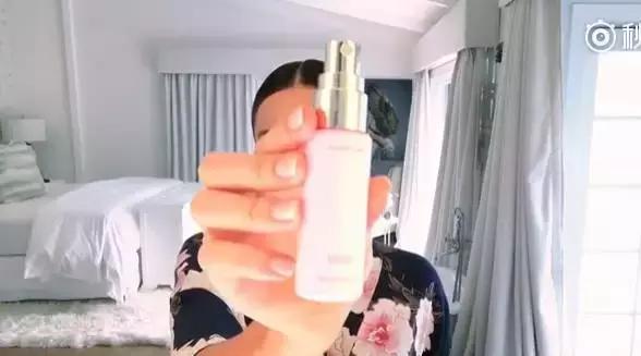 维密米兰达可儿美妆,维密超模米兰达可儿化妆直播