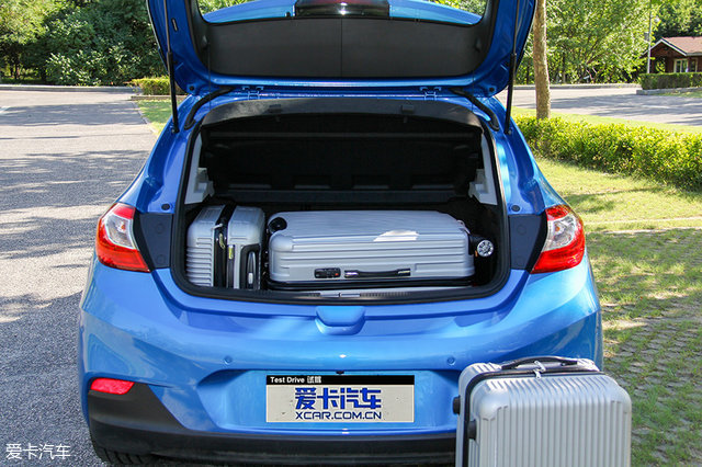 舒适性和运动性都好的车,雪佛兰科鲁兹2014两厢油耗