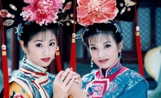 刘诗诗的旗袍照在故宫展览，最美的清宫旗袍照究竟花落谁家？