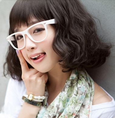 一款减龄又好看而且显脸小的发型,有哪些好看显脸小的发型