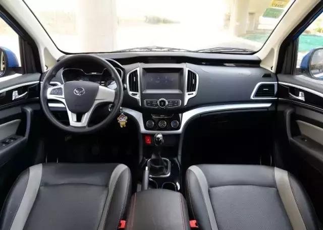 五菱宏光吊打别的车,北汽幻速h3和五菱宏光