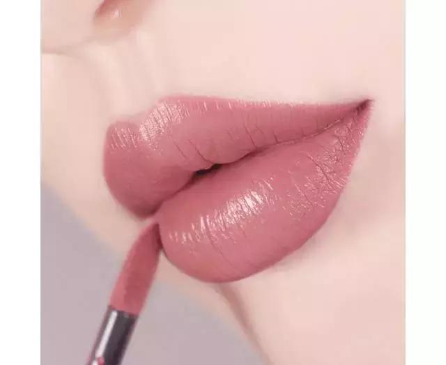 最爆的口红是哪几款,今年最火的口红是哪一款