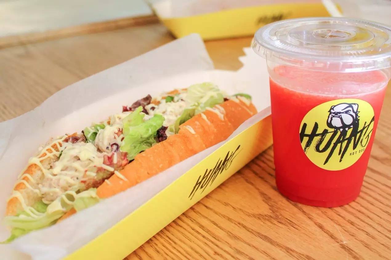 热狗来点纯正的味,超级辣的热狗