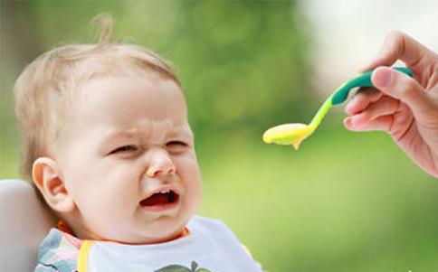 宝宝脾气大不爱吃饭怎么调理,孕期不爱吃东西孩子会挑食吗