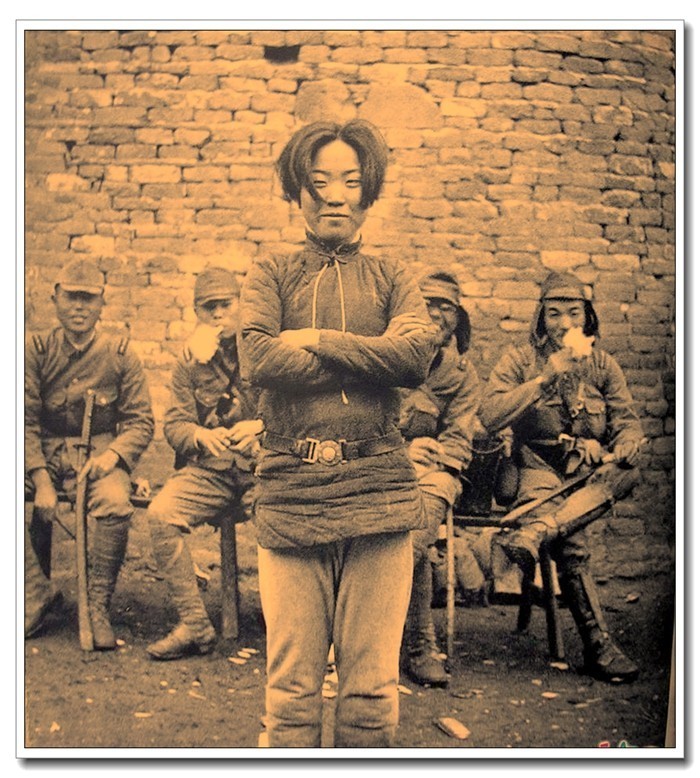 最美抗战女兵,抗战老女兵霸气眼神