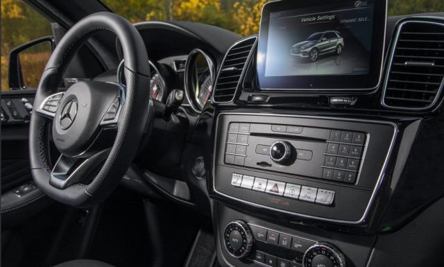 奔驰amggle43和奔驰GLE350对比,奔驰amggle43suv试驾