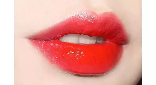 最爆的口红是哪几款,今年最火的口红是哪一款