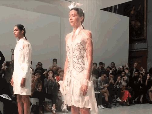 该存钱了，给你种一波时装界黑科技的草！