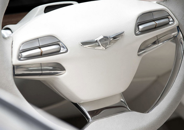 全新劳恩斯酷派试驾视频,劳恩斯酷派新车评测